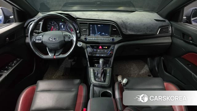 Hyundai Avante AD id 3861631 из Кореи 17