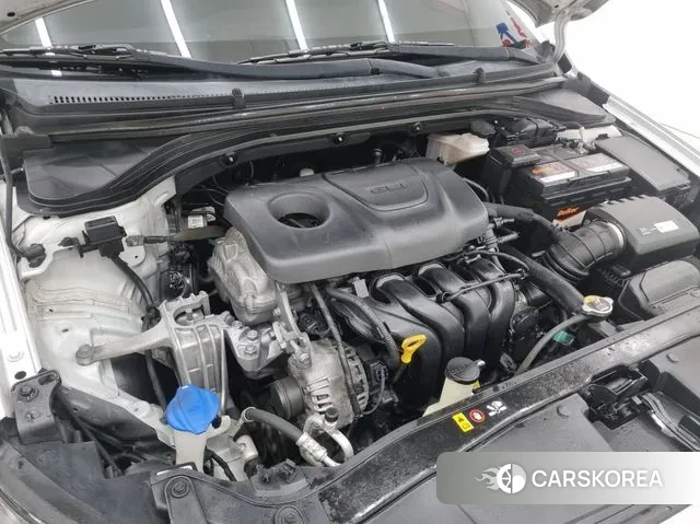 Hyundai Avante AD id 3520516 из Кореи 17