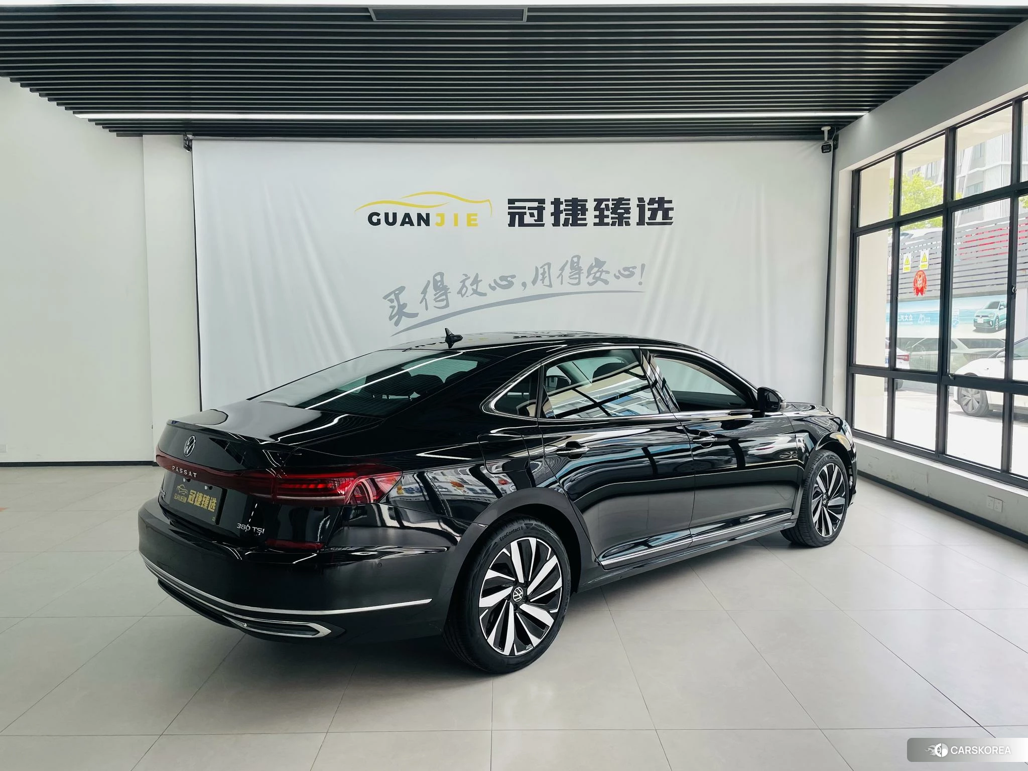 Volkswagen Passat id 4467468 из Китая 14