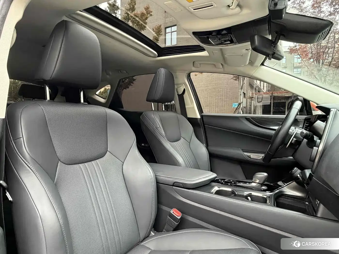 Lexus NX id 4622535 из Китая 15
