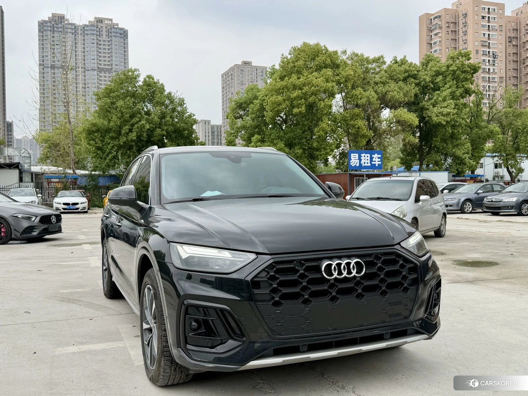 Audi Q5L id 4514851 из Китая 14