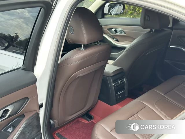 BMW 3 series id 4297582 из Китая 16