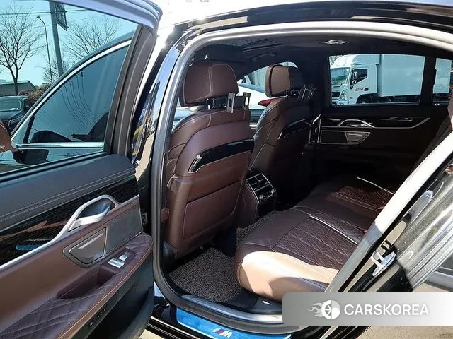 BMW 7 Series (G11) id 3765948 из Кореи 17