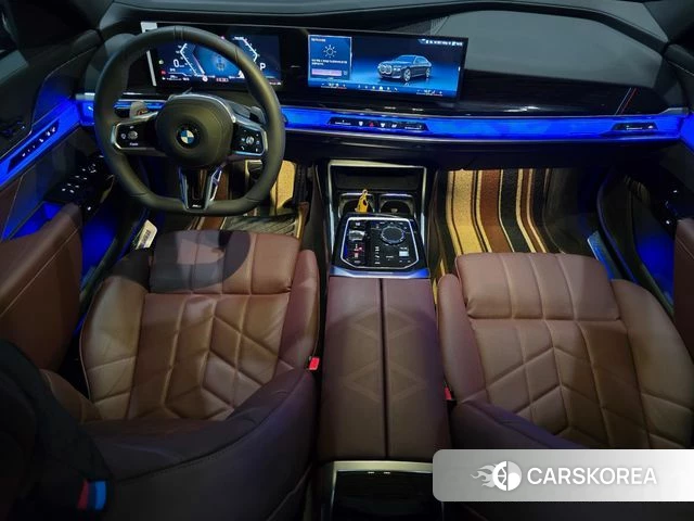 BMW 7 Series (G70) id 4612287 из Кореи 17
