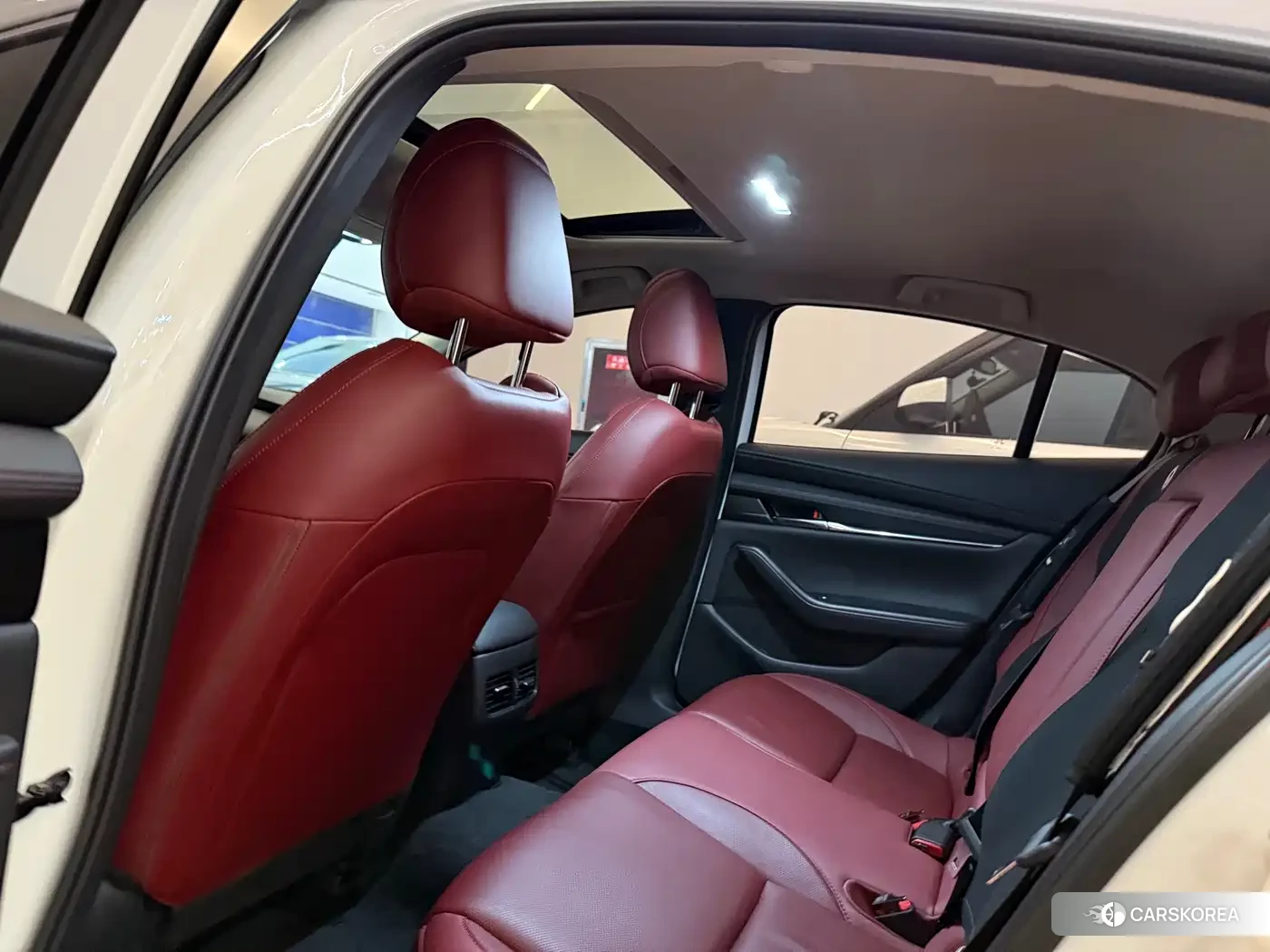 Mazda 3 id 4539007 из Китая 16