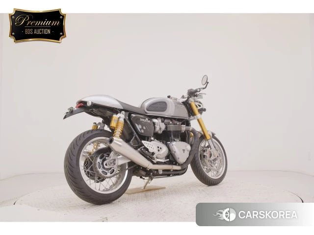 Проданный Triumph THRUXTON 1200R 2018 из Японии, фото 5