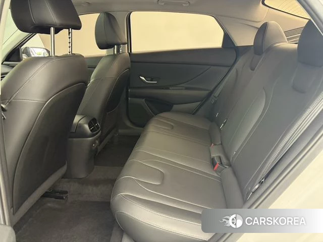 Hyundai Elantra id 4328897 из Китая 11