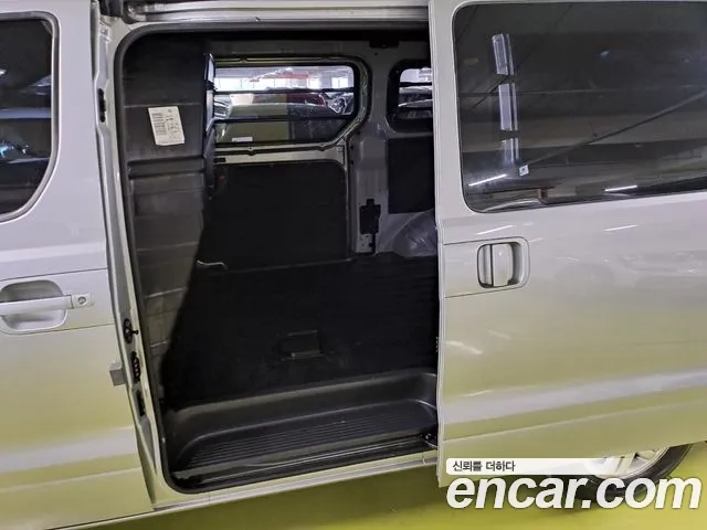 Hyundai The New Grand Starex id 2951758 из Кореи 13