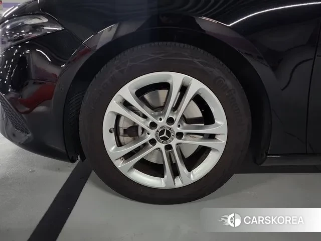 Mercedes-Benz A-Class W177 id 3436862 из Кореи 12