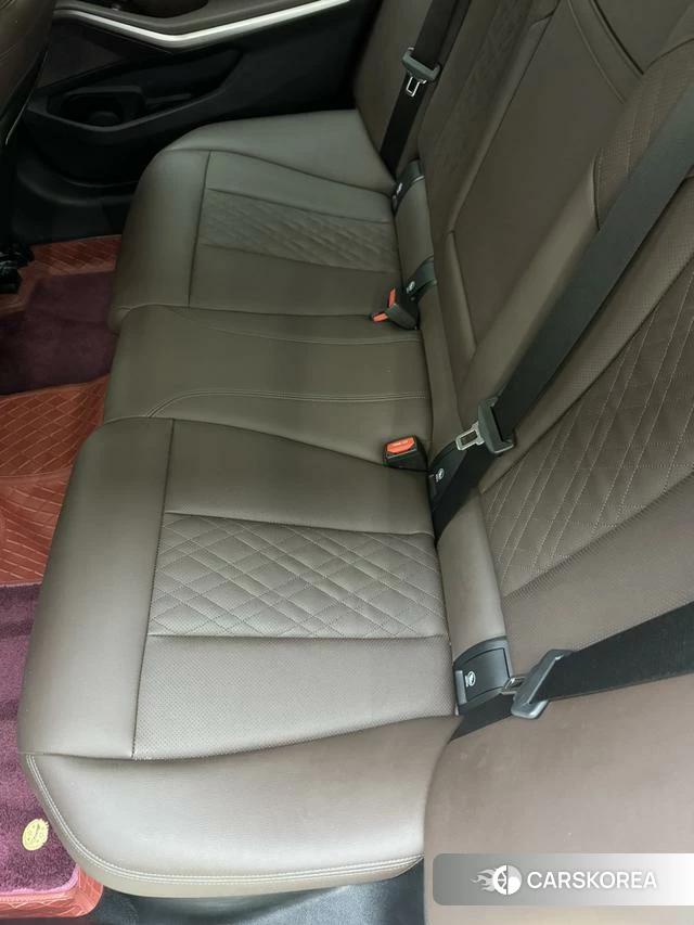 BMW 3 series id 4274306 из Китая 21