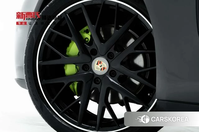 Porsche Panamera id 3907872 из Китая 16