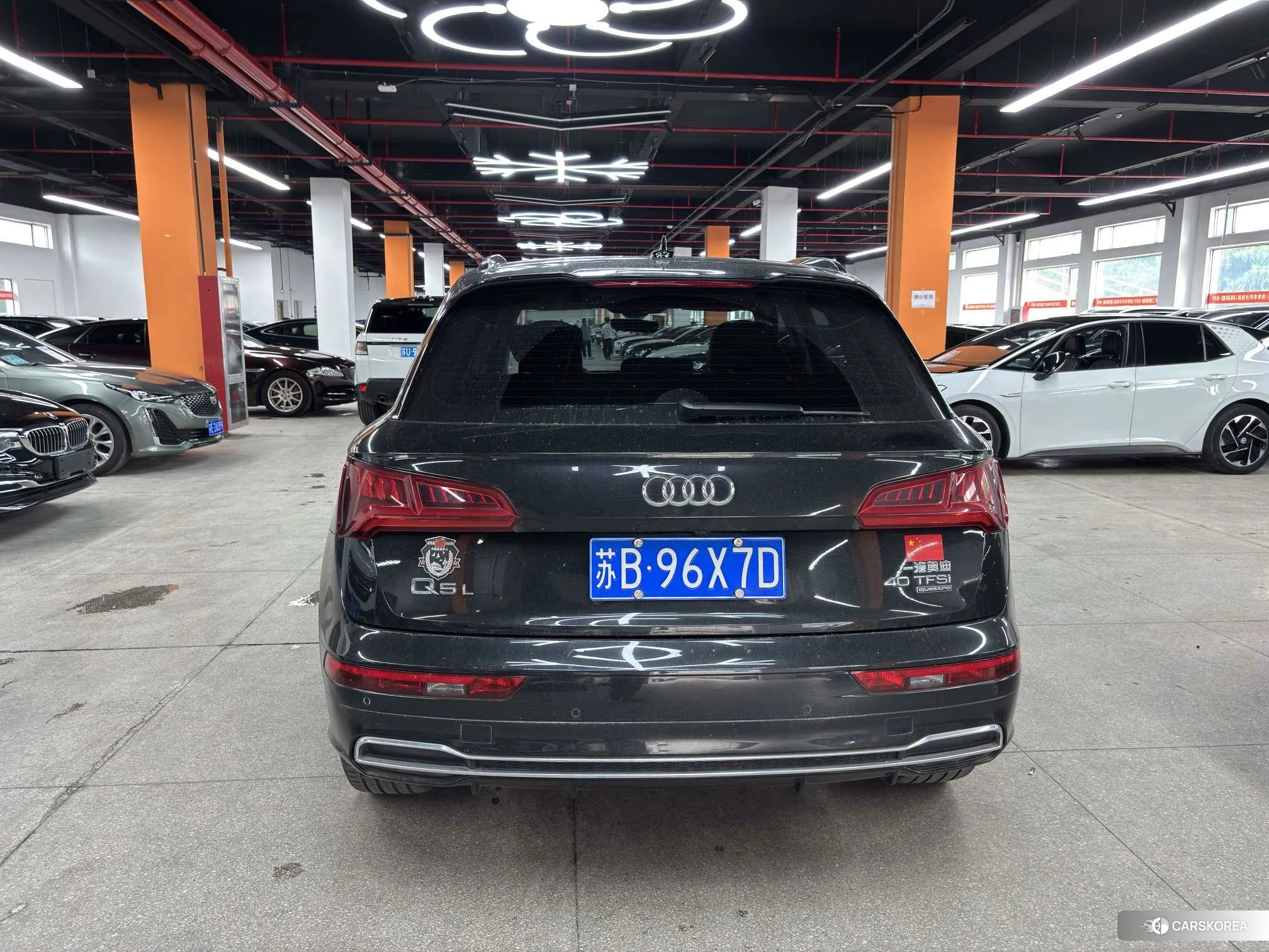 Audi Q5L id 4485366 из Китая 8