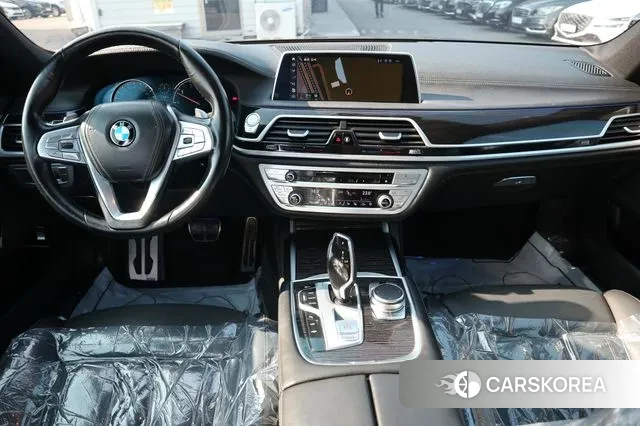 BMW 7 Series (G11) id 3789763 из Кореи 17