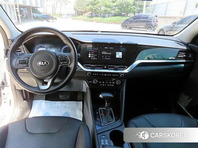 Kia The New Niro id 4250416 из Кореи 17