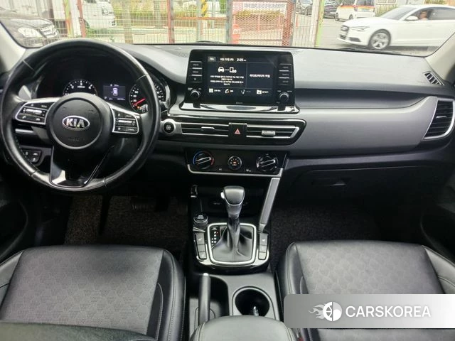 Kia Seltos id 4496416 из Кореи 17