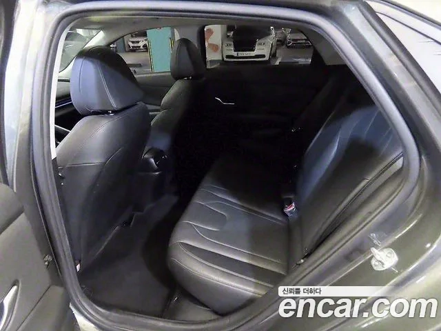 Hyundai Avante Hybrid (CN7) id 2911667 из Кореи 17