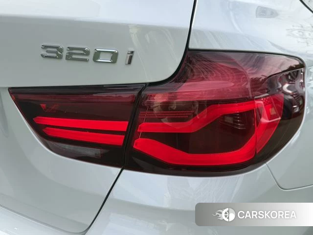 BMW 3 series GT id 4234852 из Китая 17