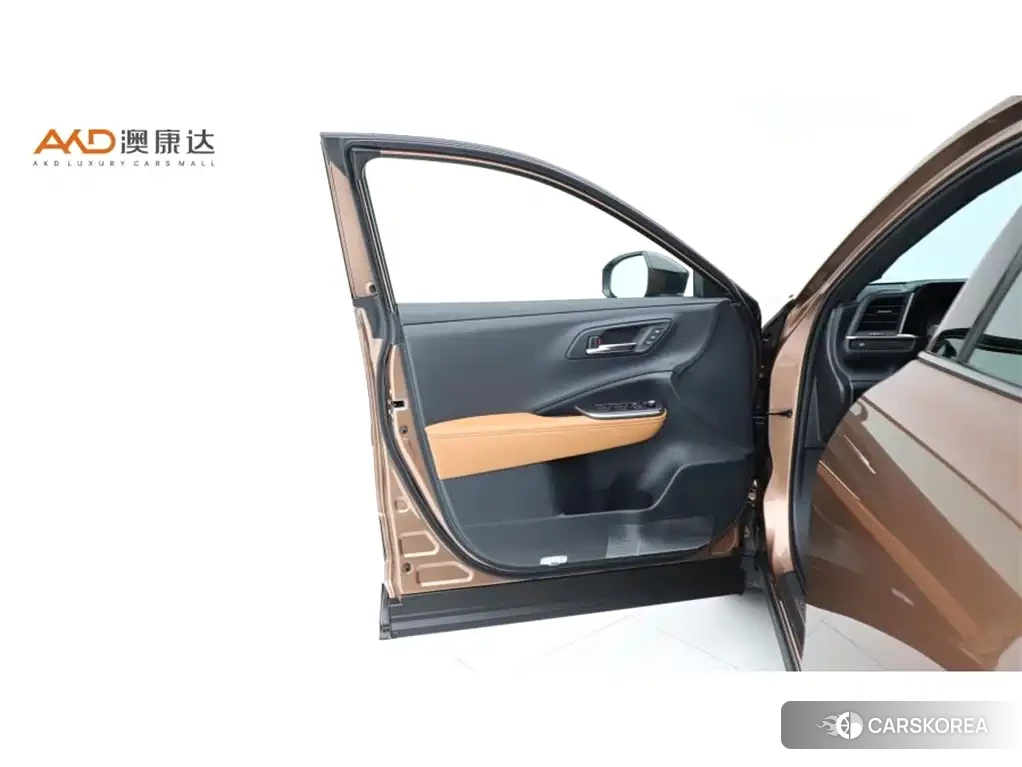 Toyota crown id 4515596 из Китая 7