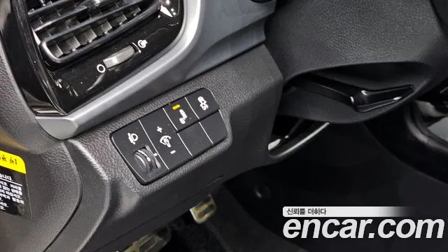 Kia Stonic id 2534963 из Кореи 17