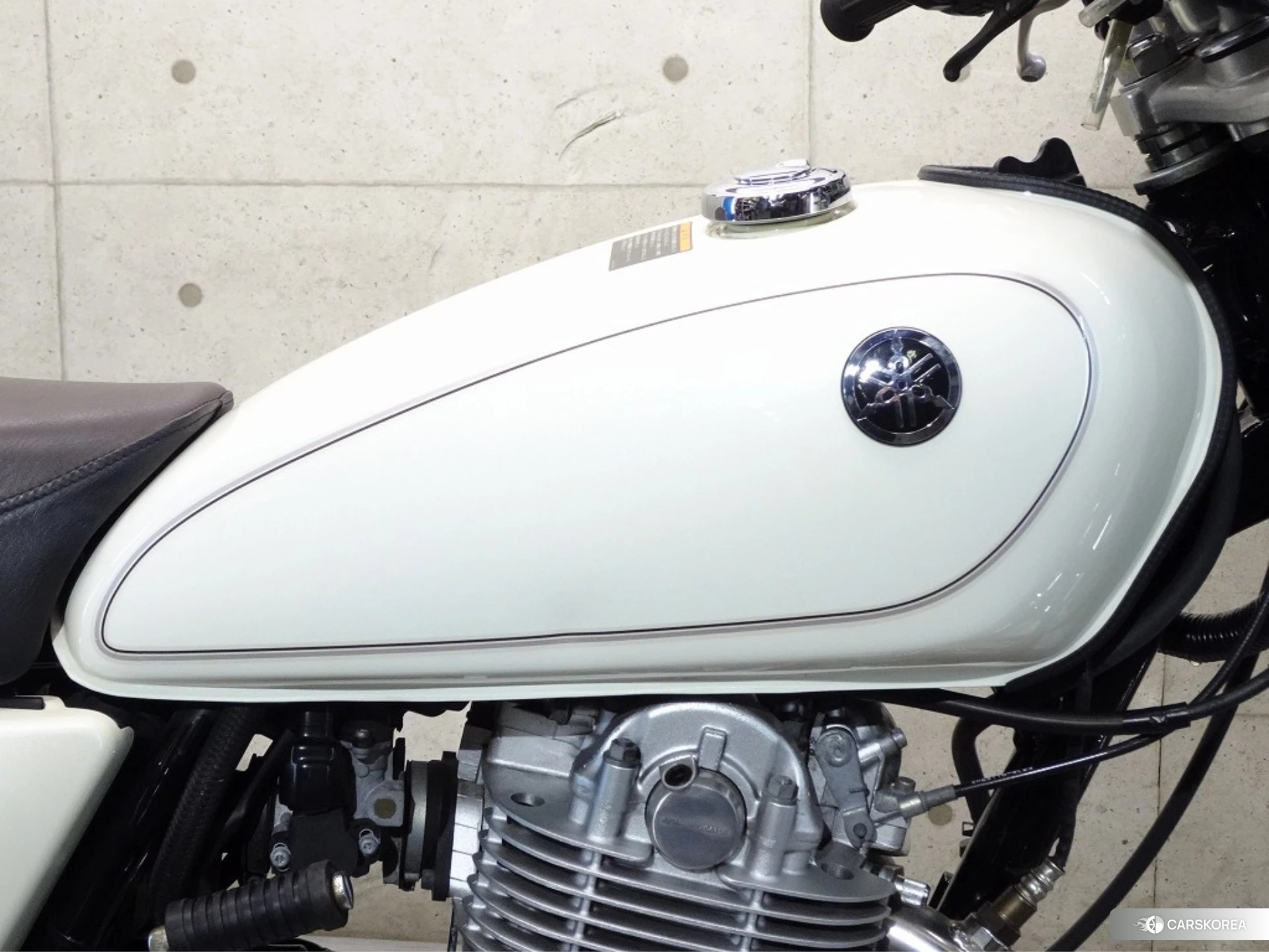 Yamaha SR 400 id 3946293 из Японии 28