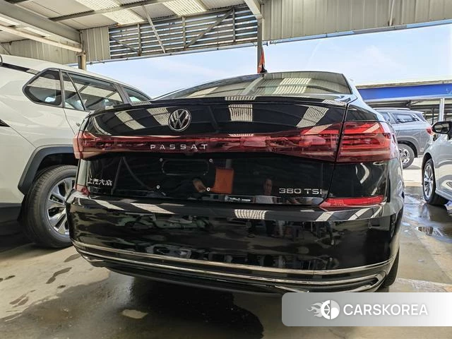 Volkswagen Passat id 4290819 из Китая 7