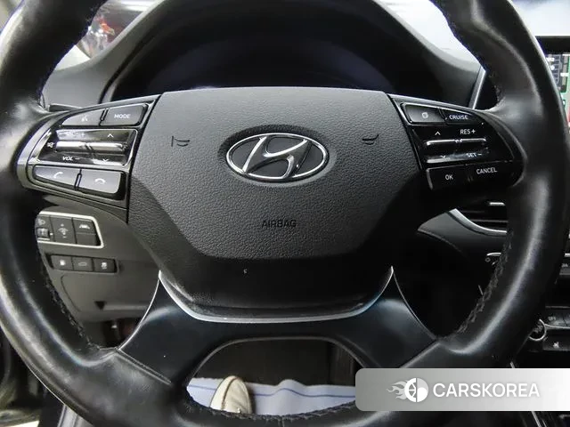 Hyundai Grandeur IG id 2941243 из Кореи 16