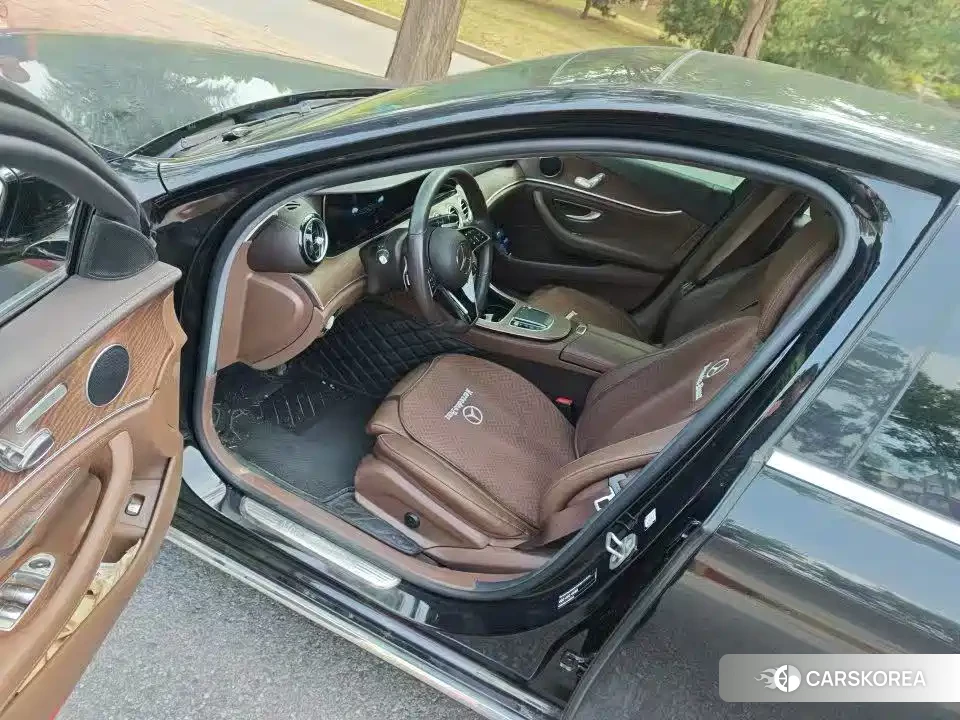 Mercedes-Benz E-Class id 4654428 из Китая 14