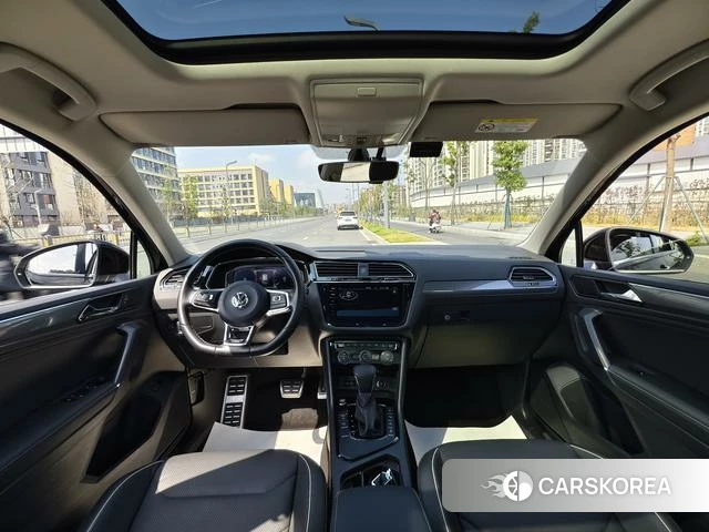Volkswagen Tiguan L id 4217556 из Китая 13