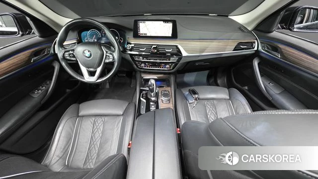 BMW 5 Series (G30) id 4794675 из Кореи 17