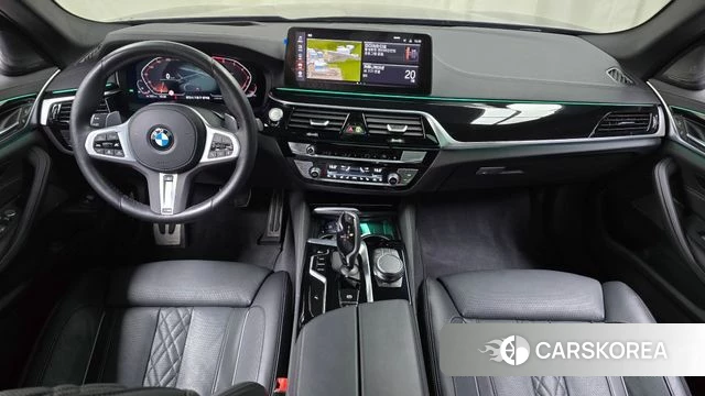 BMW 5 Series (G30) id 4349836 из Кореи 31