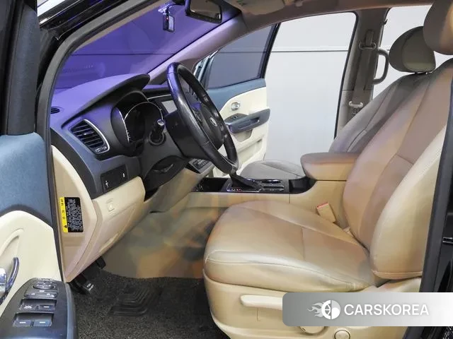 Kia The New Carnival id 3098233 из Кореи 17