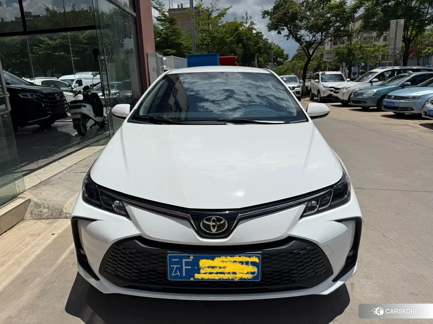 Toyota Corolla id 4583645 из Китая 7