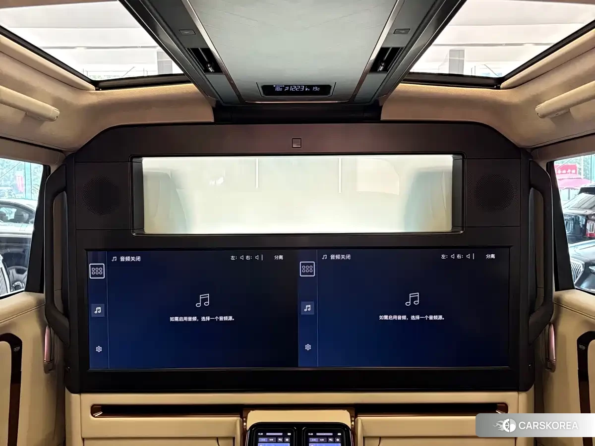 Lexus LM id 4577501 из Китая 24