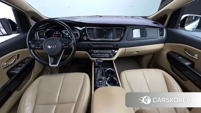 Kia The New Carnival id 3718687 из Кореи 17