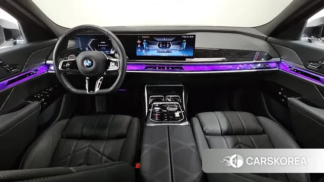 BMW 7 Series (G70) id 3633885 из Кореи 17