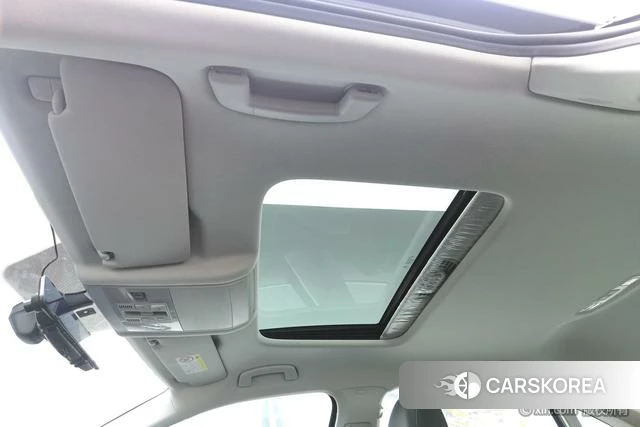 Volkswagen Passat PHEV id 4335209 из Китая 21