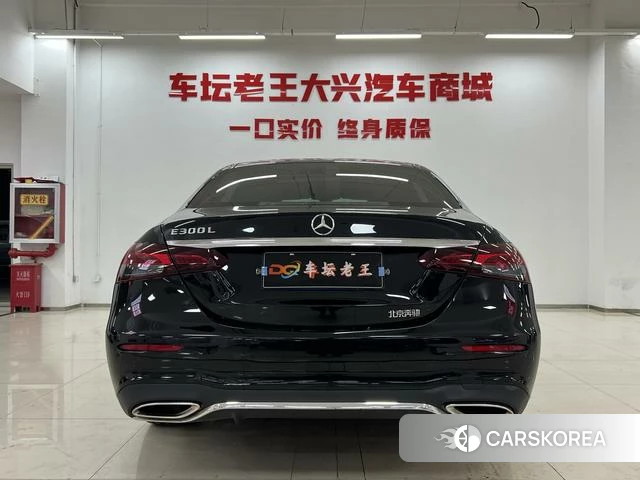 Mercedes-Benz E-class id 4260034 из Китая 10