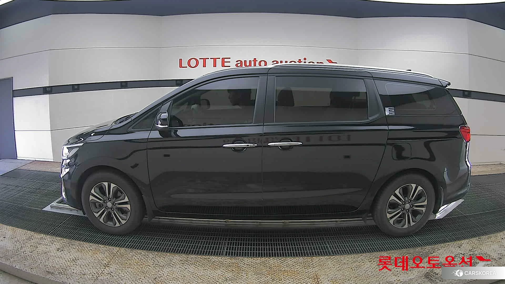 Kia Carnival id 3882134 из Кореи 33