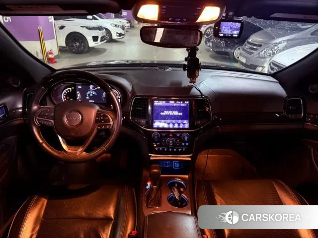 Jeep Grand Cherokee id 3098237 из Кореи 17