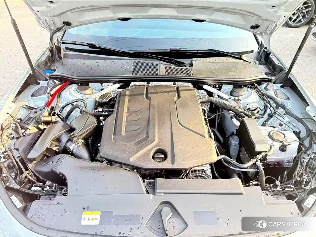 Audi A5L id 4578287 из Китая 7