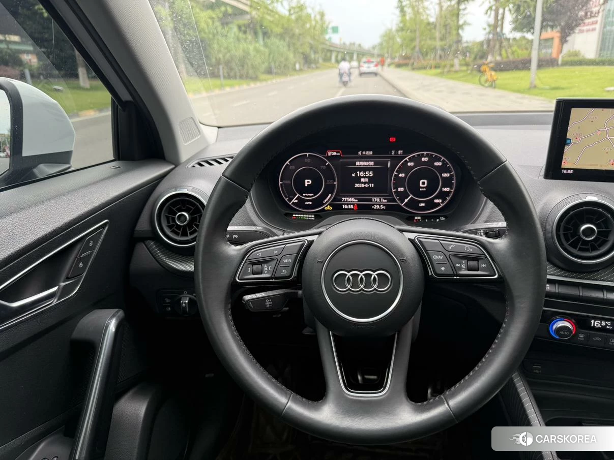 Audi Q2L e-tron id 4440613 из Китая 24