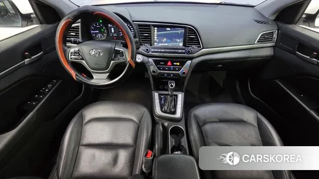 Hyundai Avante AD id 3474930 из Кореи 17