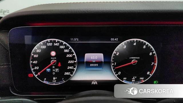 Mercedes-Benz E-Class W213 id 3796381 из Кореи 17