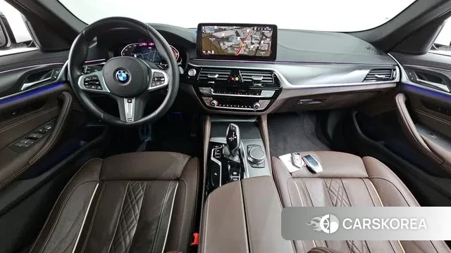 BMW 5 Series (G30) id 3482885 из Кореи 17