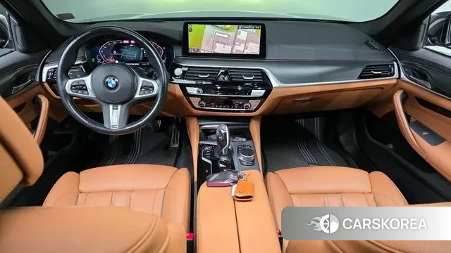 BMW 5 Series (G30) id 3701564 из Кореи 17