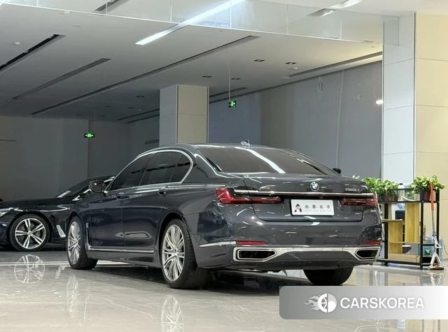 BMW 7 series id 4236779 из Китая 16