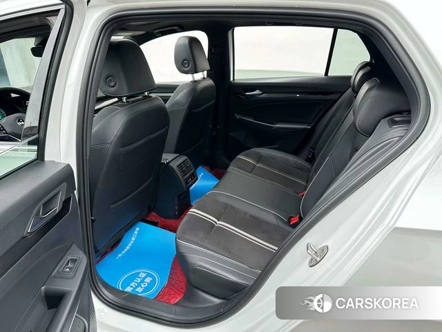 Volkswagen Golf id 4334758 из Китая 31