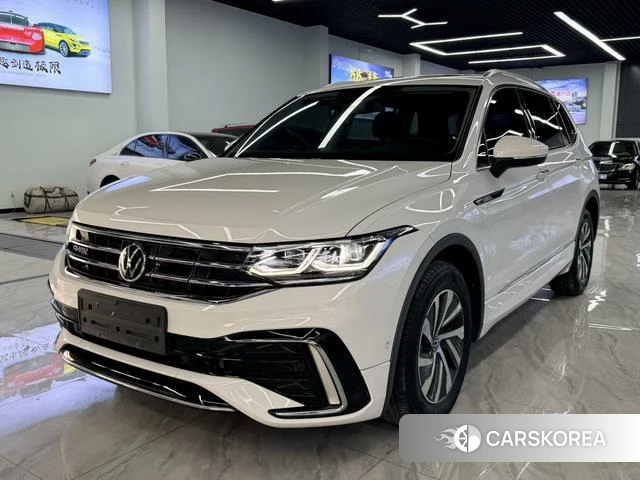 Volkswagen Tiguan L PHEV id 4342210 из Китая 15