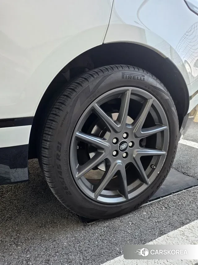 Land Rover Range Rover Velar id 3691376 из Кореи 7