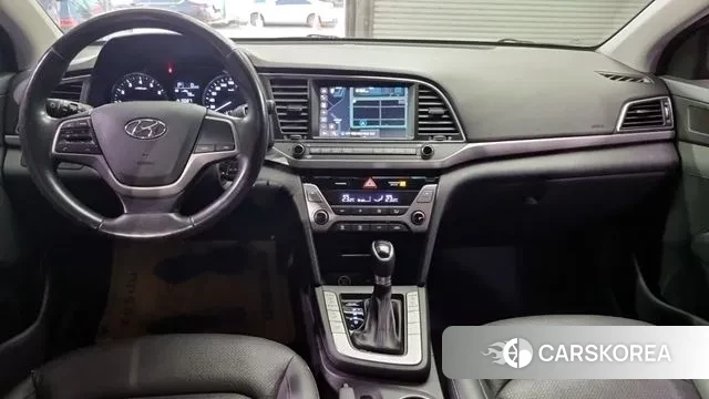 Hyundai Avante AD id 3608393 из Кореи 15